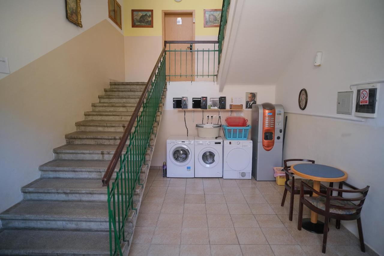 Sostanj Velenje Ravne Sobe Rooms Vrtacnik D O O 外观 照片